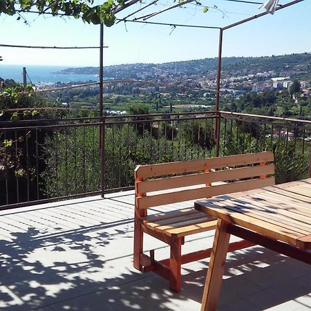 Apartma Med Oljkami Spodnji Portoroz Ngoại thất bức ảnh
